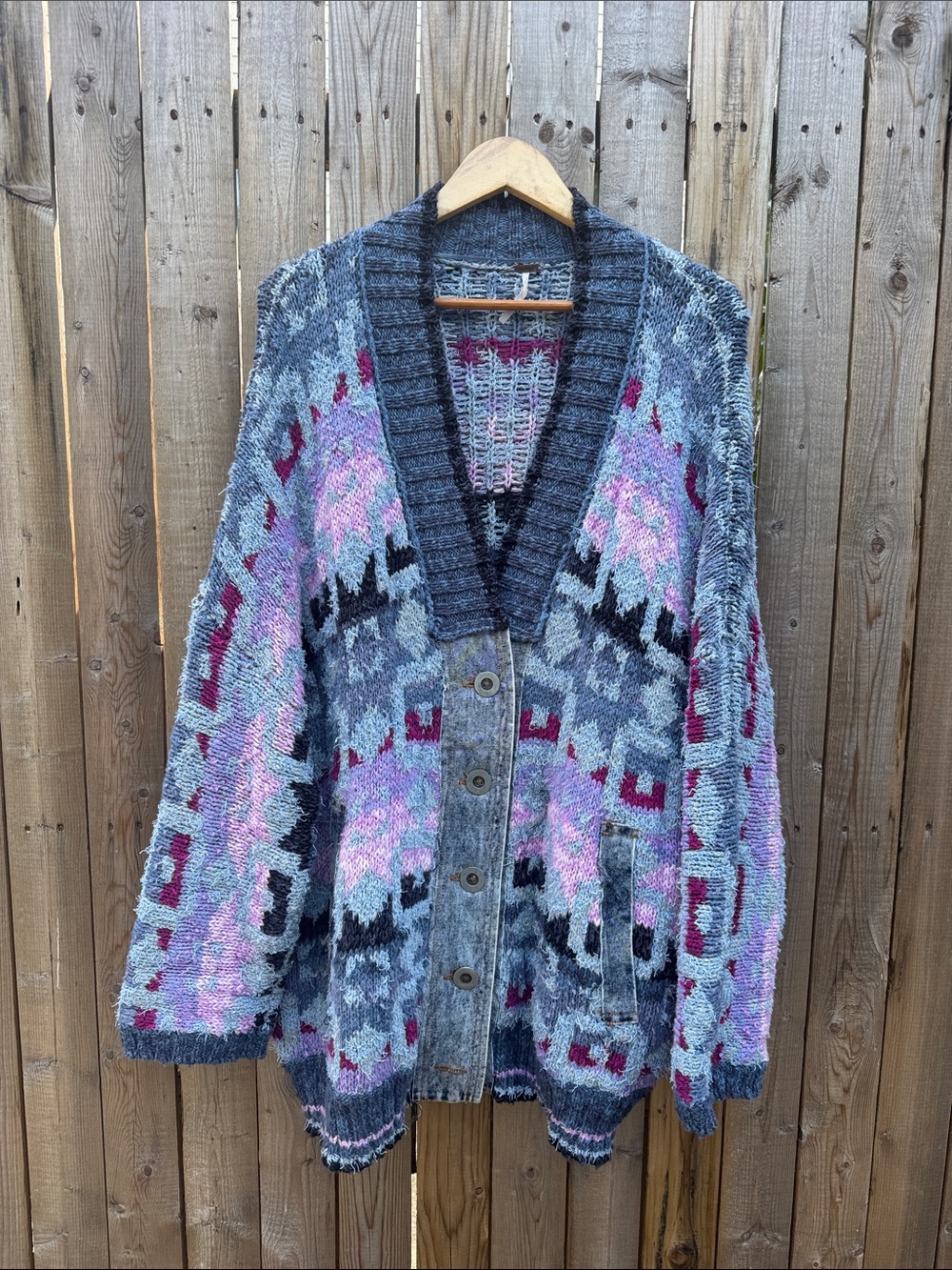Free People Gray & Pink Patterned Button-Front Cardigan